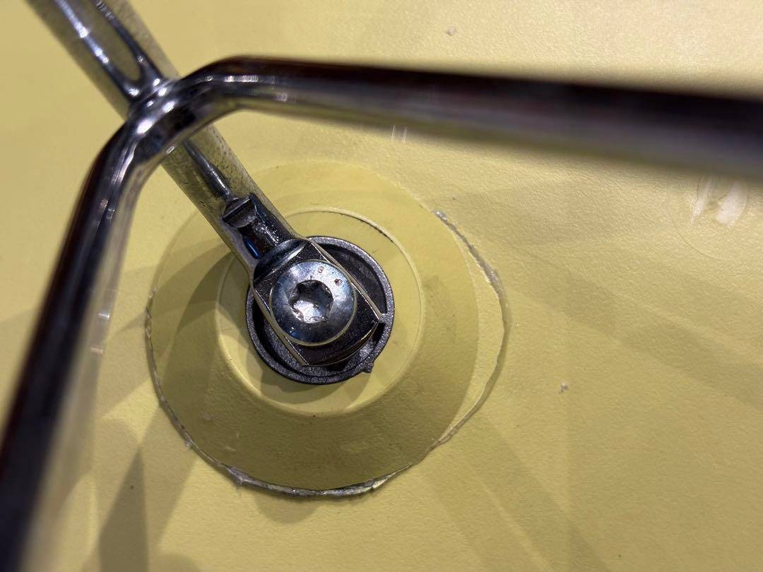 ハーマンミラー イームズ シェルチェア エッフェルベース(ワイヤーベース)InY