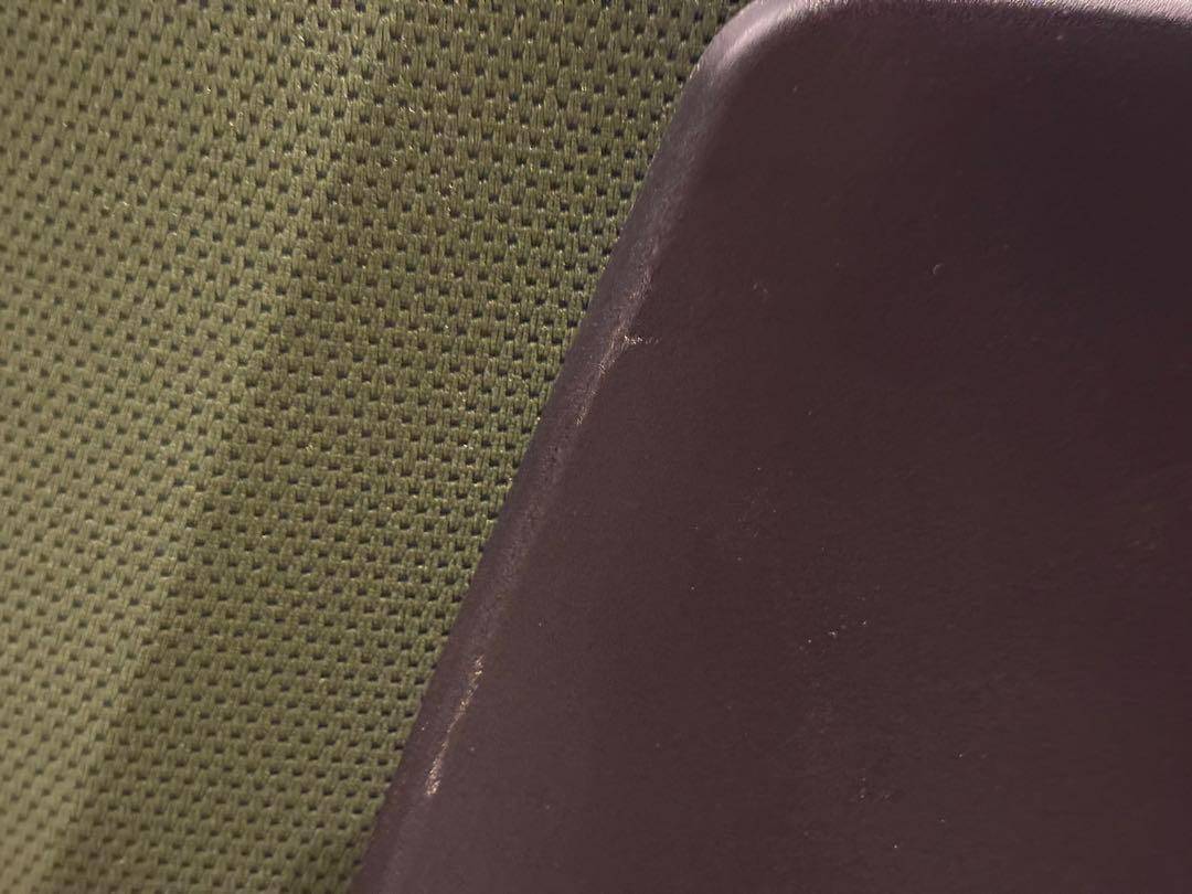 ②KOKUYO コクヨ デスクチェア オフィスチェア イングチェア H