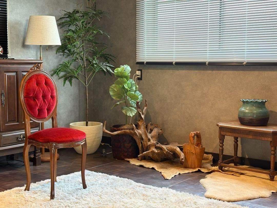 希少 猫脚 クラシック アンティークチェア 木彫り レッドボタンダウン