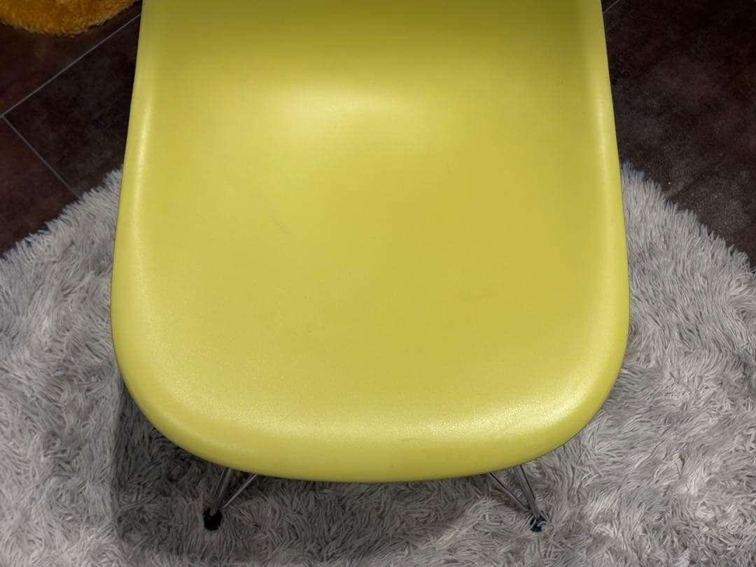 ハーマンミラー　イームズ シェルチェア　エッフェルベース（ワイヤーベース）InY