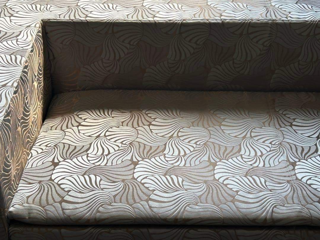 高級　アルマーニ　ARMANI CASA ソファ　高級ソファ　３人用　InZZ