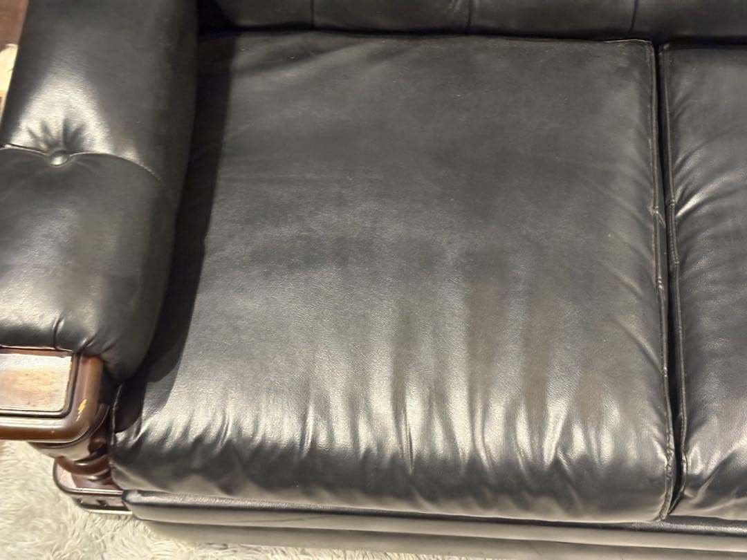 karimoku カリモク　3人掛けソファ　3Pソファ　ボタンダウン　本革　IZ