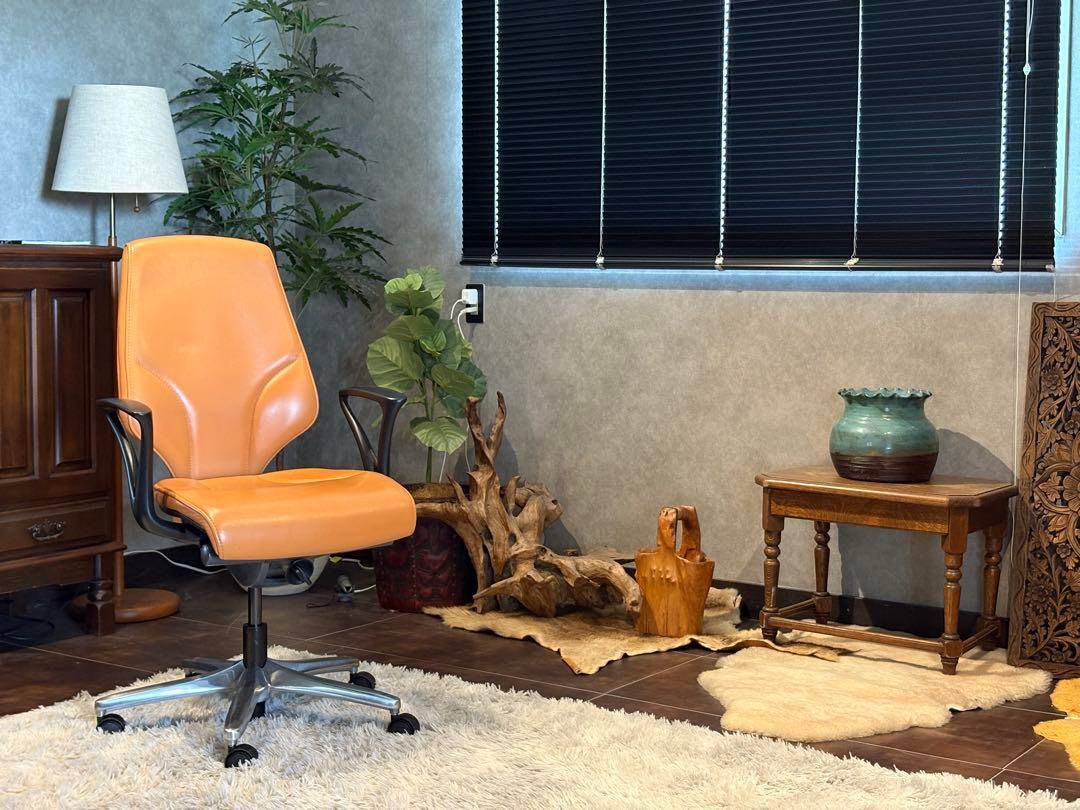 ④ジロフレックス 64 giroflex デスクチェア　ミッドセンチュリー IN