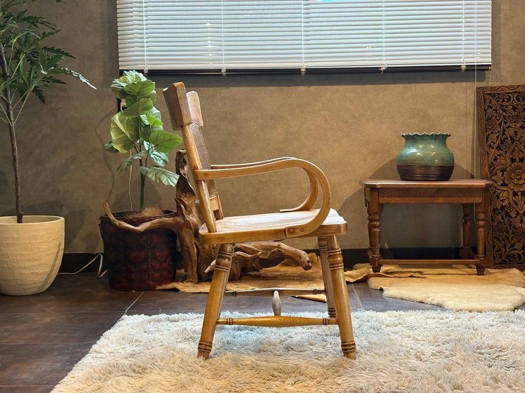 ナラ材　楢材　剥離家具　ストリップド家具　柏木工　アームチェア　ラタン　NZ