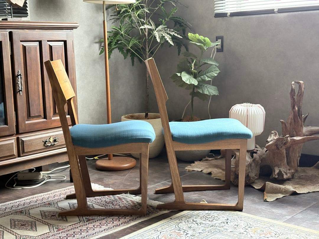カリモクチェア　ダイニングチェア　尾州生地　座面ブルー　リメイク品　2脚セット