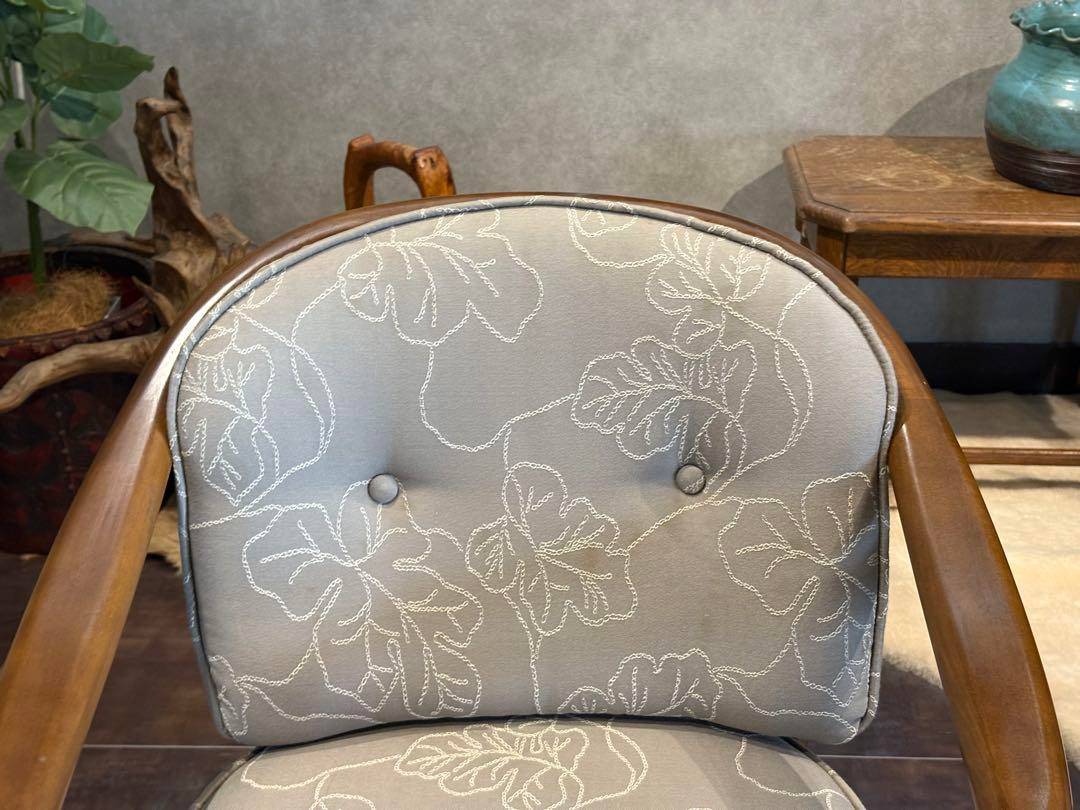 ①カリモク　karimoku アームチェア　アンティーク　ヴィンテージ