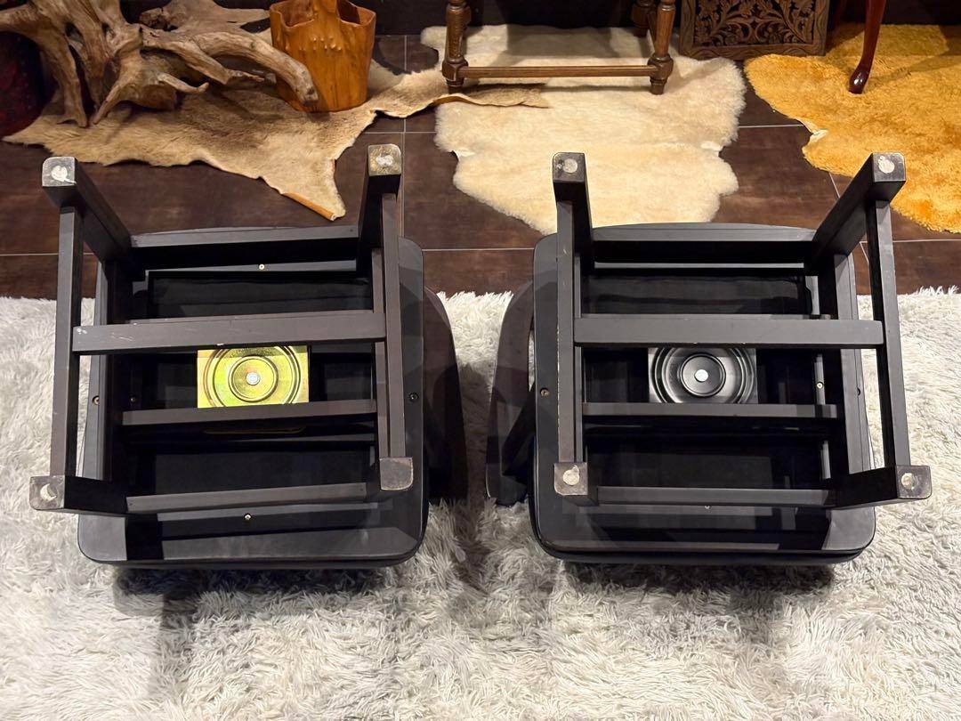 ダイニングチェア　回転式チェア　アームチェア　椅子　リビングチェア　Sn