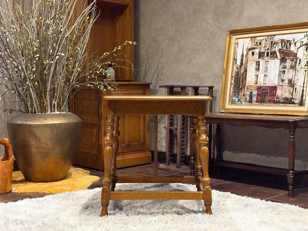 希少　ホビンレッグ　サイドテーブル　ローテーブル　アンティーク　クラシック