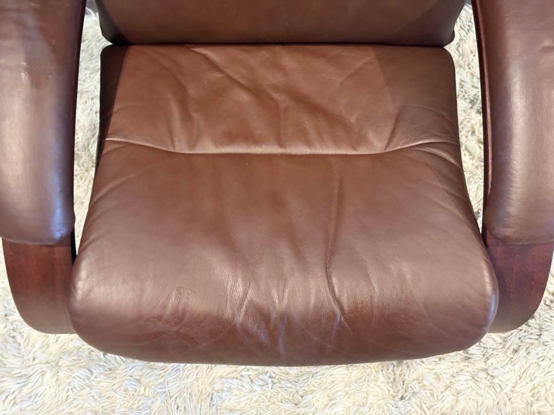 Hjellegjerde　イエリアーダ　リクライニング　パーソナルソファ　YZ