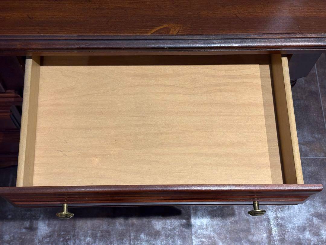 ブロイヒル broyhill アンティーク アメリカン　クラシック　飾棚　IZZ