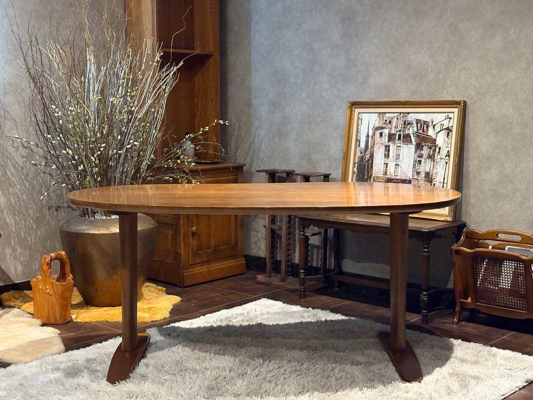 HIDA 飛騨産業　クレセント　ダイニングテーブル　リビング　豆型 nRZ