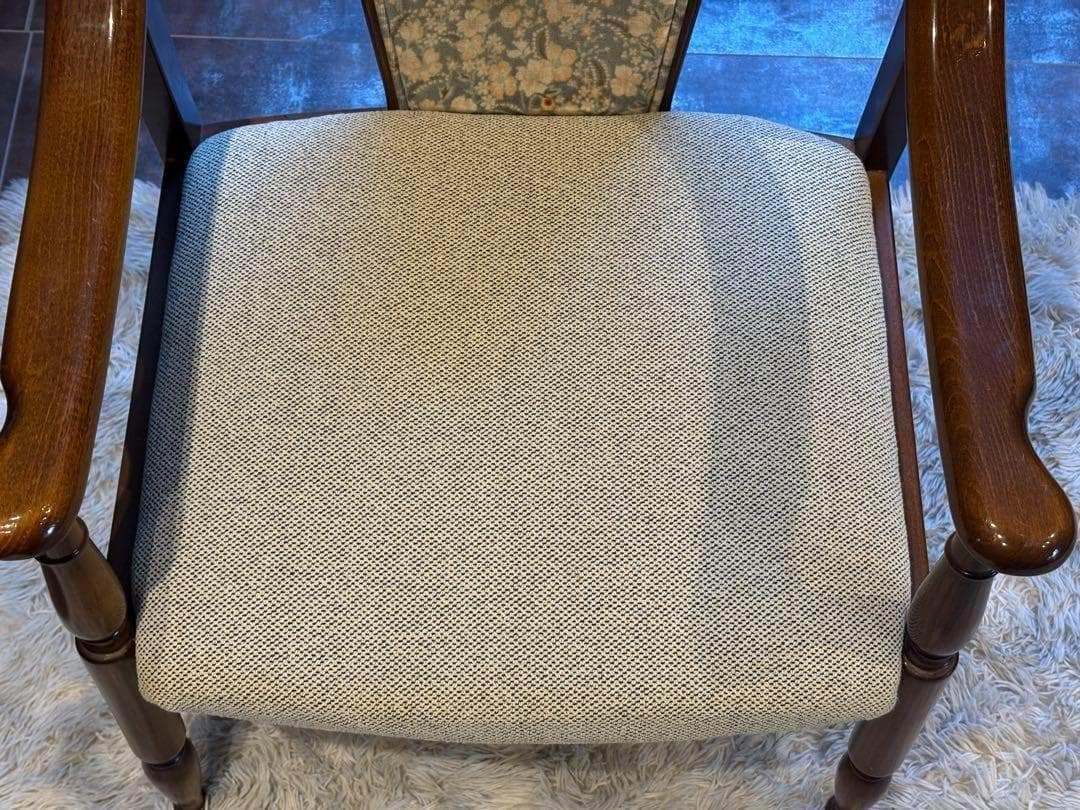 ①　リメイク品　尾州生地　ホワイト座面　カリモク　コロニアル　アームソファ　NI