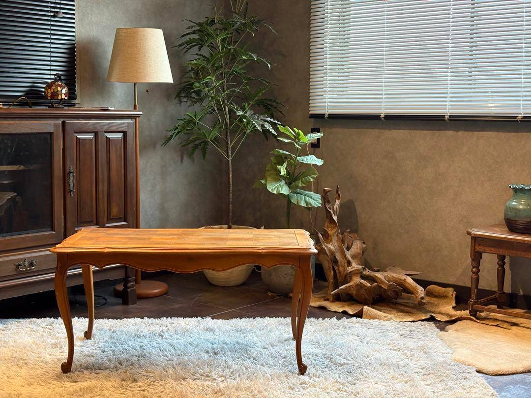 フランスアンティーク　猫脚　ローテーブル　センターテーブル　輸入家具　RZ