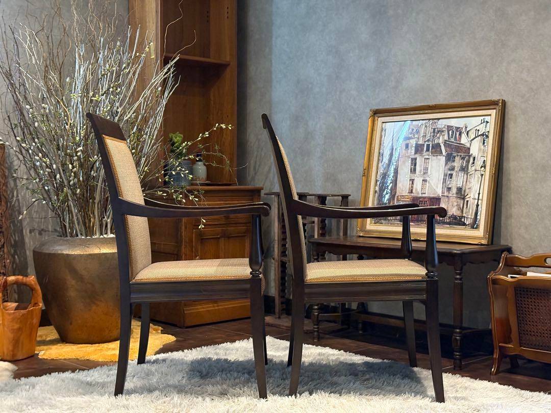 ①ダイニングチェア　アームチェア　アンティーク　ヴィンテージ　ビンテージ　IR