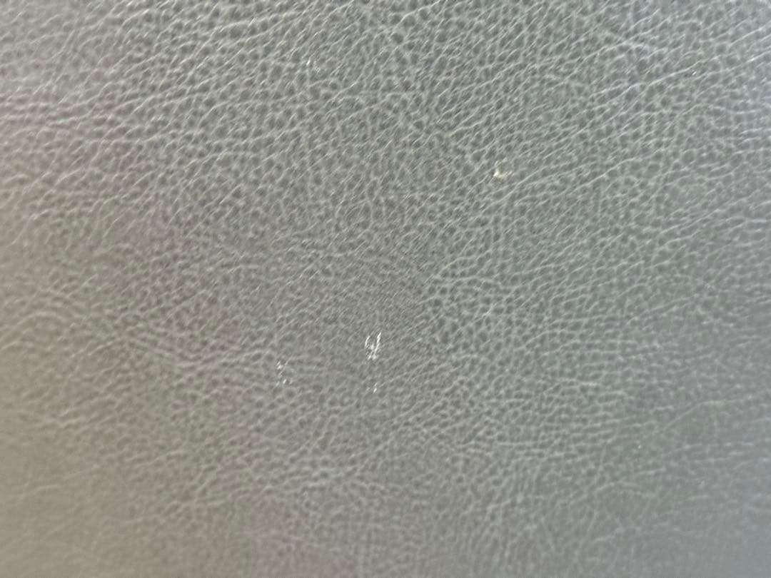 ②リーンロゼ　ligne roset ブラック　レザーチェア　2脚セット　YZ