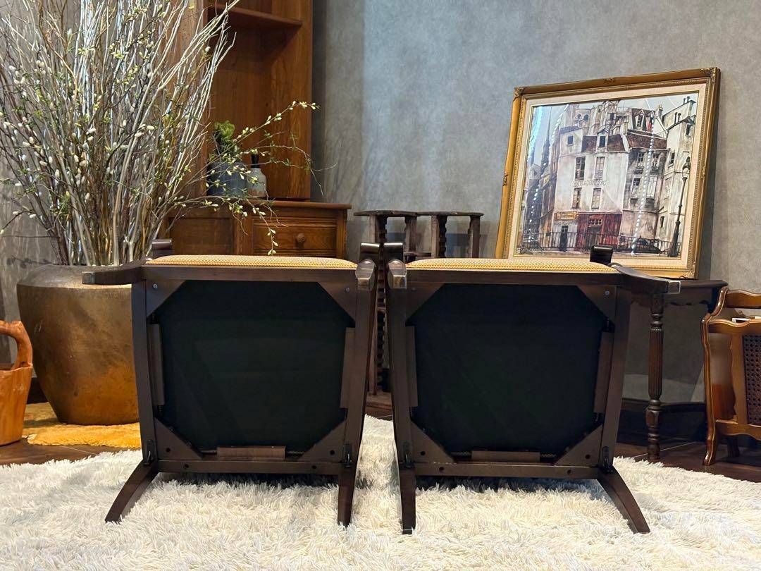 ①ダイニングチェア　アームチェア　アンティーク　ヴィンテージ　ビンテージ　IR