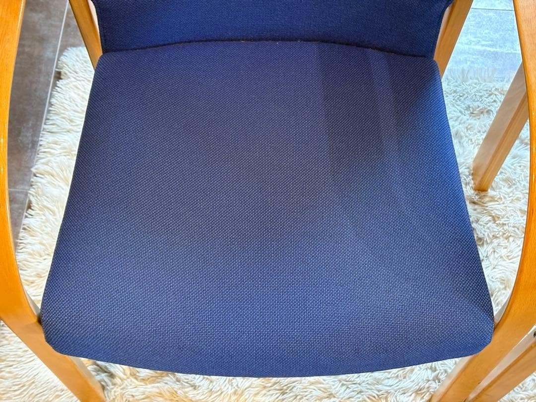 マグヌスオルセン　デンマーク　MAGNUS OLESEN アームチェア　GG