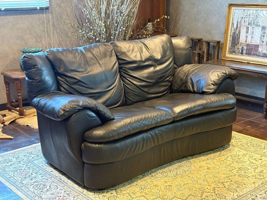 ①カウチソファ　ブラックソファ　2P　モダン　クラシック　シンプル　レザー　IG