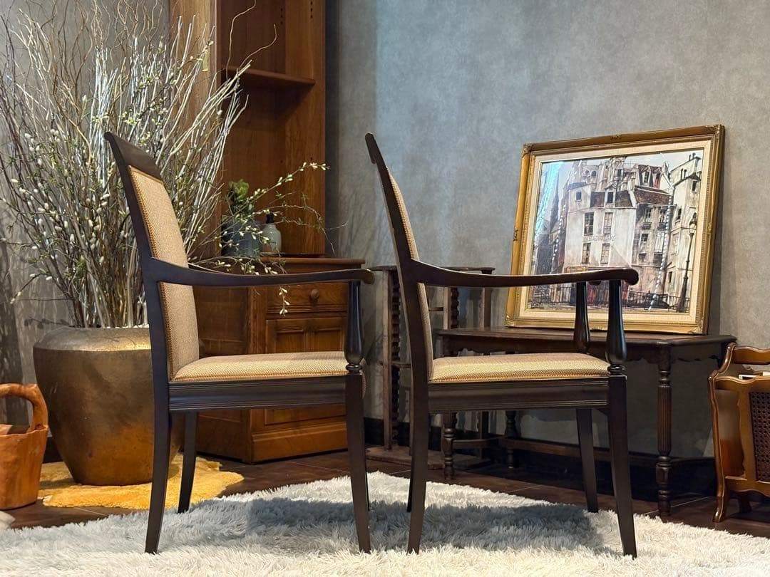 ②ダイニングチェア　アームチェア　アンティーク　ヴィンテージ　ビンテージ　IR