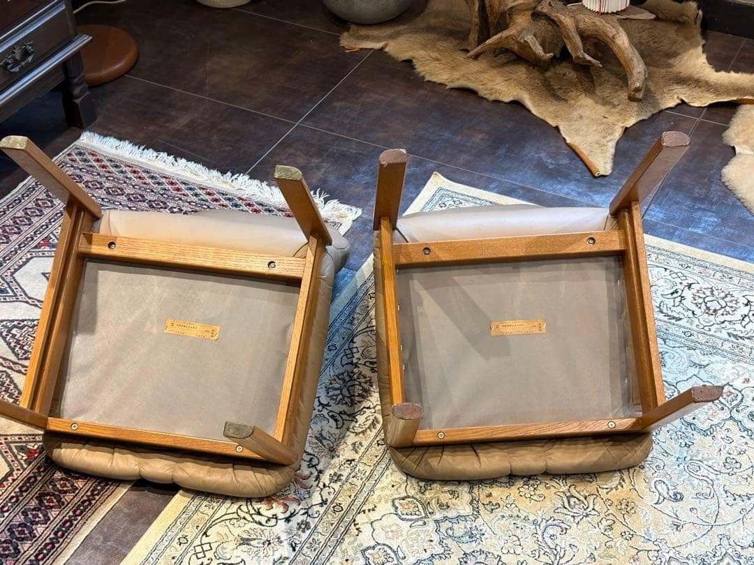 ②HUKLA フクラ　レザー　ヴィンテージ　レトロ　本革　ミッドセンチュリー
