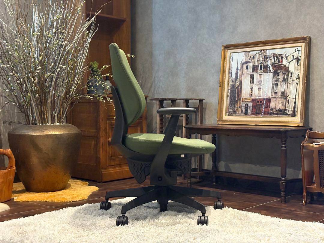 ④KOKUYO コクヨ　デスクチェア　オフィスチェア　イングチェア　H