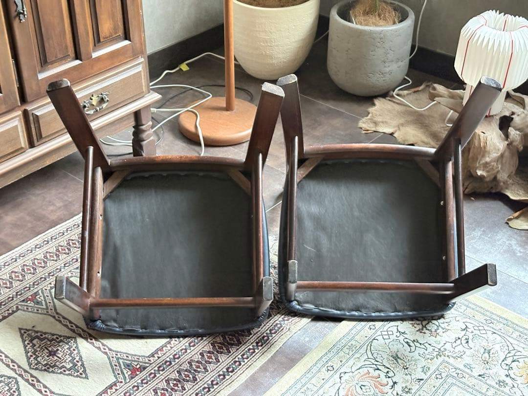 ヴィンテージ　ブルーレザー　チェア　レトロ 　2脚セット　木製チェア　ｎZ