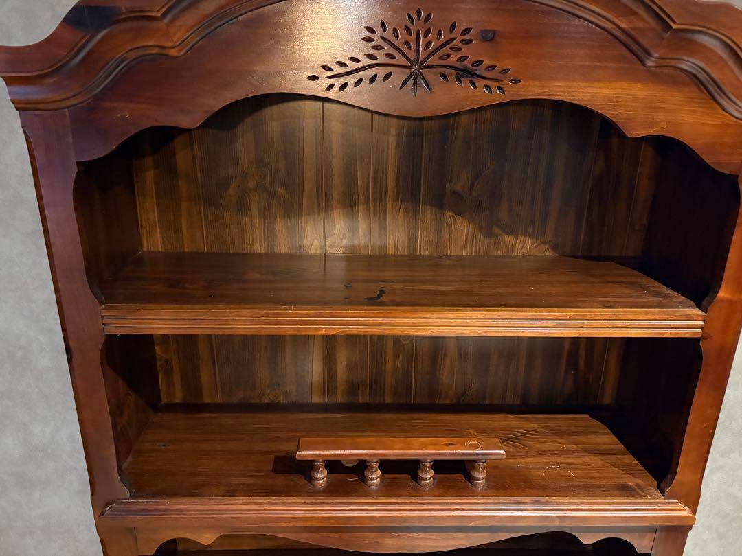 ブロイヒル broyhill アンティーク アメリカン　クラシック　飾棚　IZZ