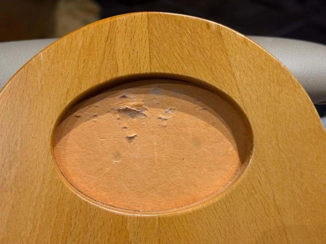 スタッキング　スツールチェア　合皮レザー　モダン　アイボリー　積み重ね椅子　IZ