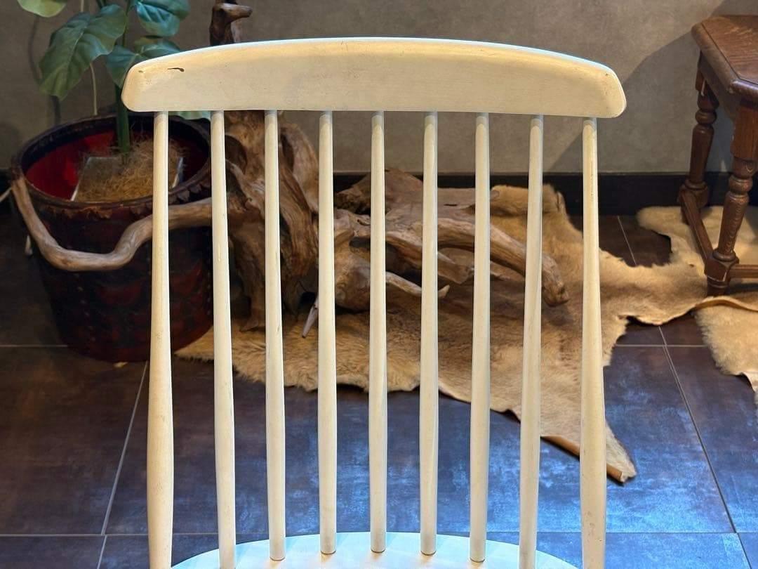 ①太平 ウィンザーチェア　ホワイト　ゴールドスミスチェア　2脚セット　IZ