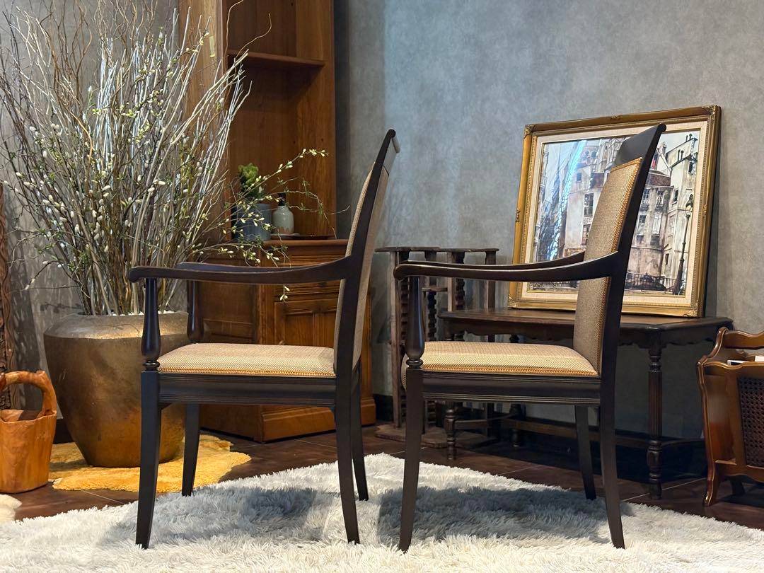 ①ダイニングチェア　アームチェア　アンティーク　ヴィンテージ　ビンテージ　IR