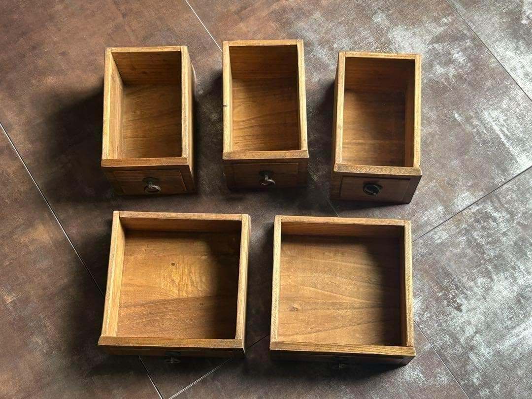 李氏朝鮮　アンティーク　キャビネット　無垢材　サイドボード　レトロ　棚　GH