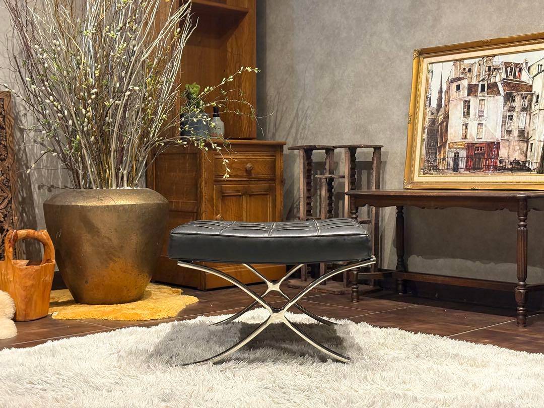 バルセロナチェア リプロダクト オットマン　ミッドセンチュリー　ソファ　InZ