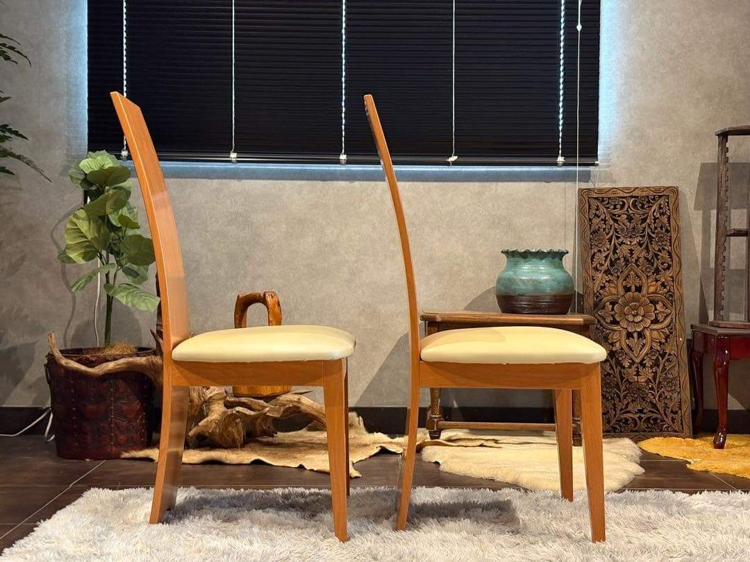 美品　高級家具　チェア　シンプル　モダン　PAKSNWI ハイバックチェア　YZ