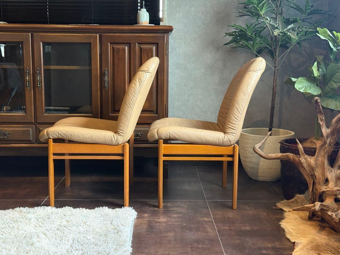 ②FUKURA フクラ　レザー　ヴィンテージ　レトロ　本革　ミッドセンチュリー