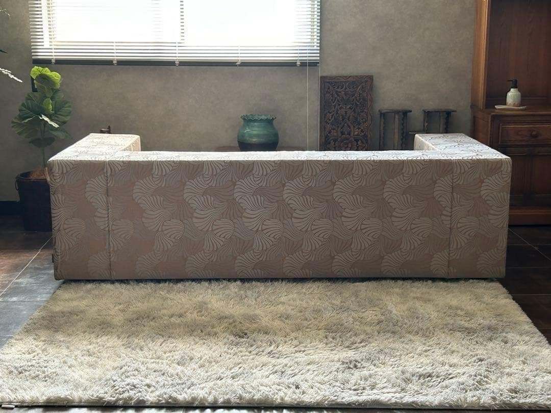 高級　アルマーニ　ARMANI CASA ソファ　高級ソファ　３人用　InZZ