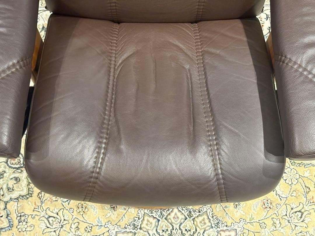 ①エコーネス パーソナルソファ オットマン ストレスレスチェア　IZZ