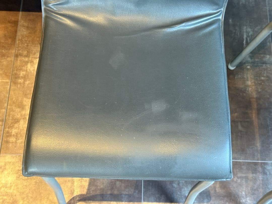 ②リーンロゼ　ligne roset ブラック　レザーチェア　2脚セット　YZ