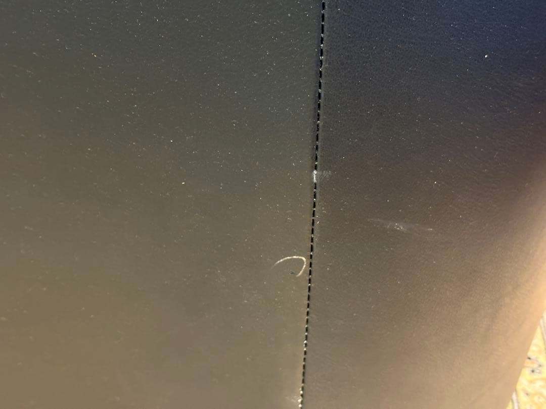 ①カウチソファ　ブラックソファ　2P　モダン　クラシック　シンプル　レザー　IG