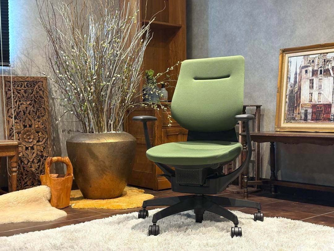 Chair – Bowhead | ボウヘッド