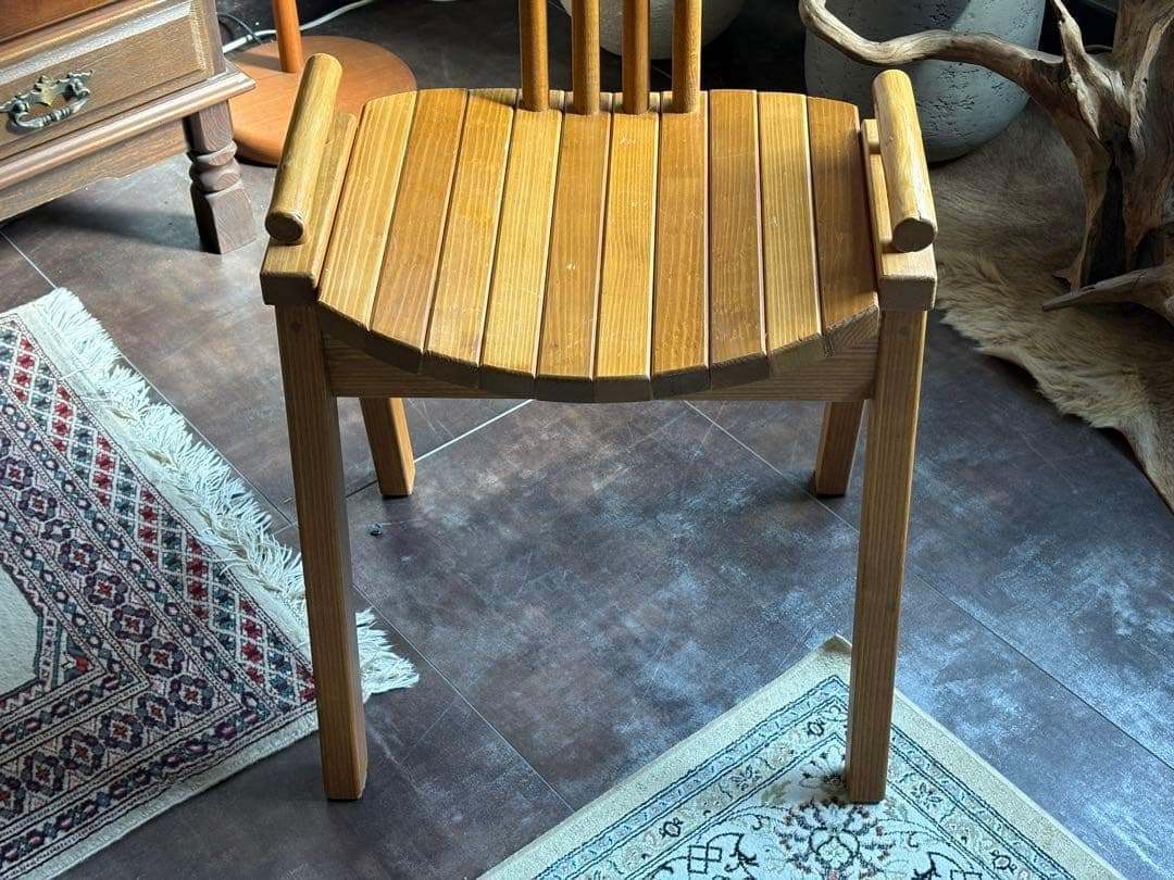 希少　デザイン家具　スポークチェア　木製チェア　個性的　店舗什器　椅子　IK