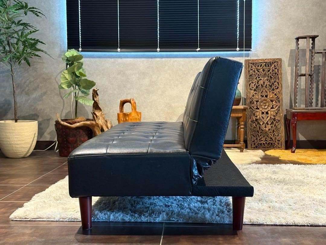 希少　3Pソファ　ソファベッド　ブラックレザー　ボタンダウン　ヴィンテージ　IH