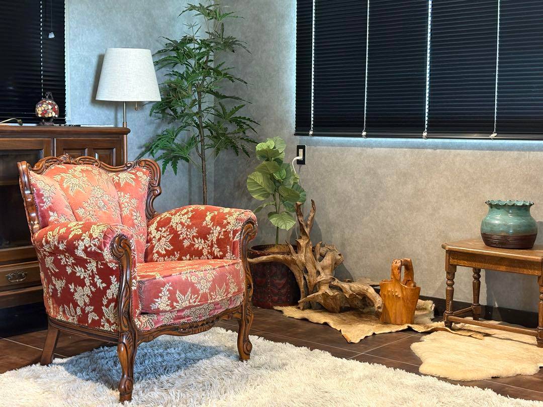 イタリア　アンティーク　ロココ　クラシック　鋲打　リベット　猫脚　金華山織　KG