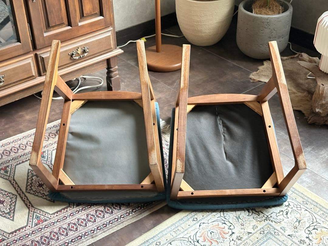 カリモクチェア　ダイニングチェア　尾州生地　座面ブルー　リメイク品　2脚セット
