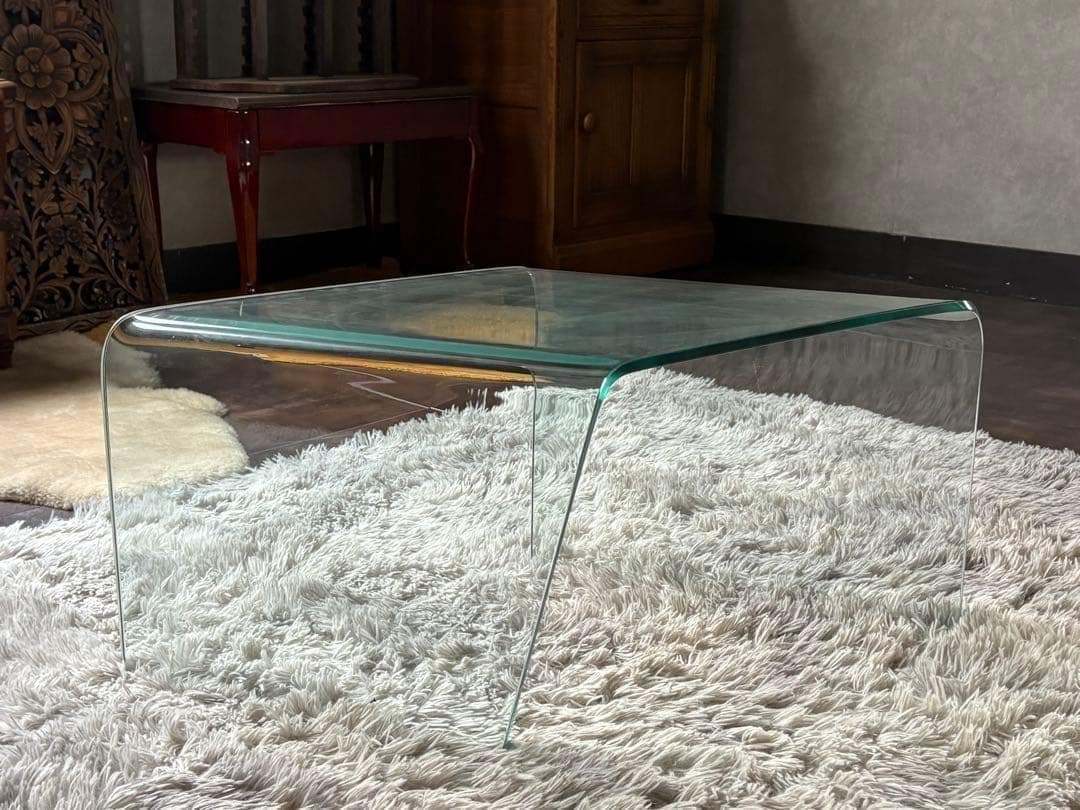 ①ガラステーブル　サイドテーブル　ローテーブル　斜めテーブル　高級家具　IZG