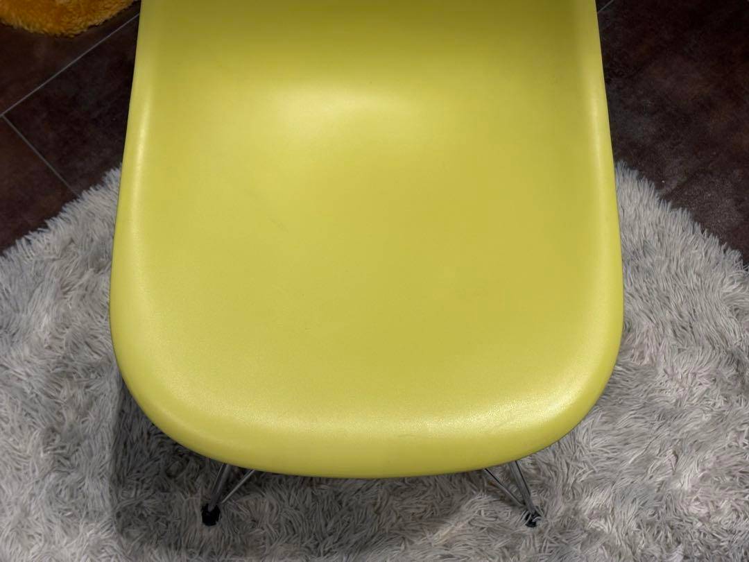 ハーマンミラー　イームズ シェルチェア　エッフェルベース（ワイヤーベース）InY