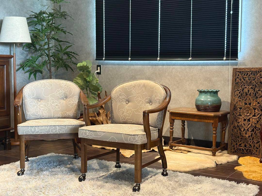 ①カリモク　karimoku アームチェア　アンティーク　ヴィンテージ