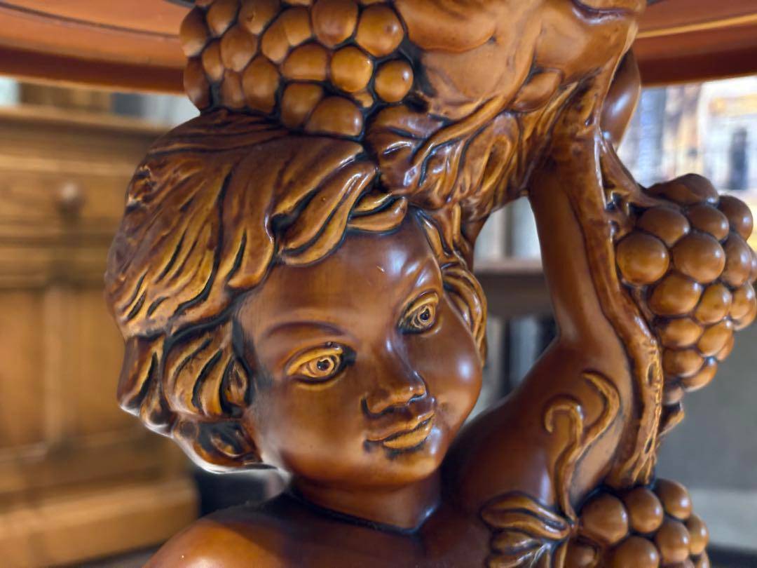 ヨーロピアン　クラシック　木彫　丸テーブル　ラウンドテーブル　アンティーク　YZ