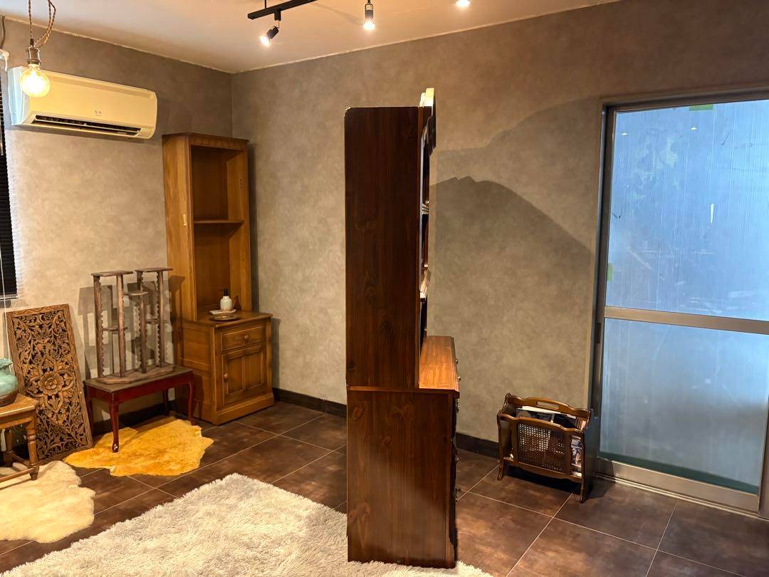 ブロイヒル broyhill アンティーク アメリカン　クラシック　飾棚　IZZ