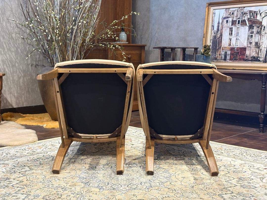 ①カリモク Direttore ディレトーレ ダイニングチェア 合皮レザー nZ