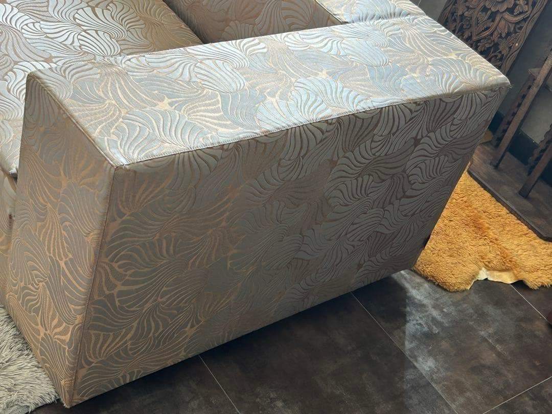 高級　アルマーニ　ARMANI CASA ソファ　高級ソファ　３人用　InZZ